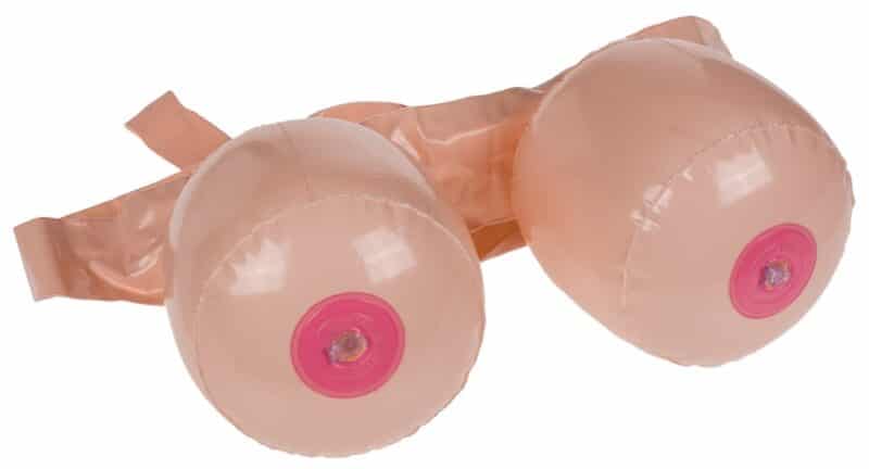 Boob Battle - Image 4