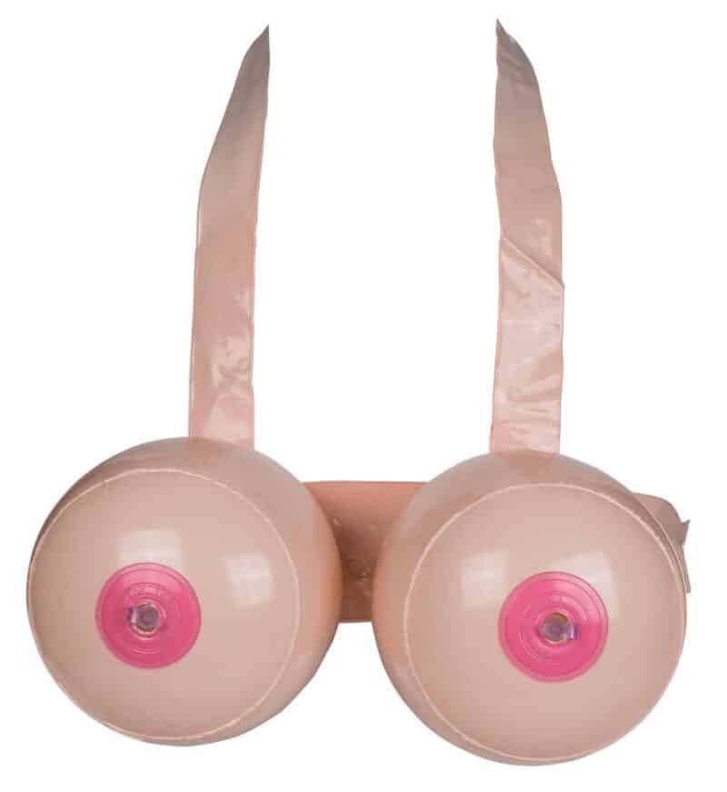 Boob Battle - Image 5